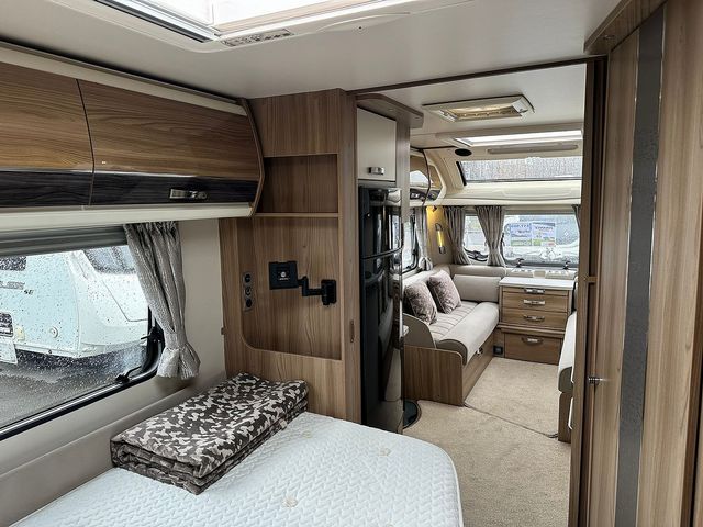 Bessacarr Cameo 625 Touring Caravan (2016) - Picture 13
