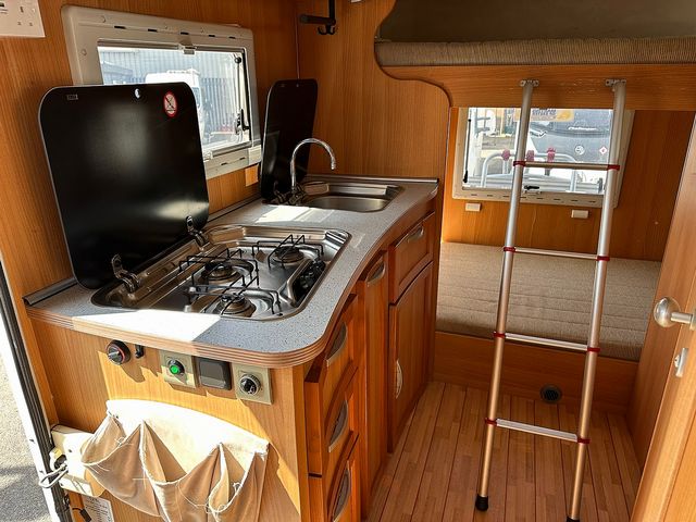 Tandy Mclouis 620 Motorhome (2007) - Picture 11