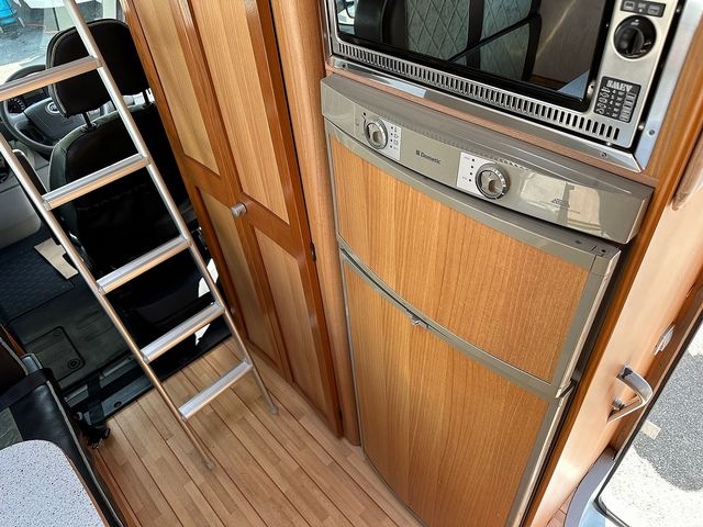 Tandy Mclouis 620 Motorhome (2007) - Picture 8