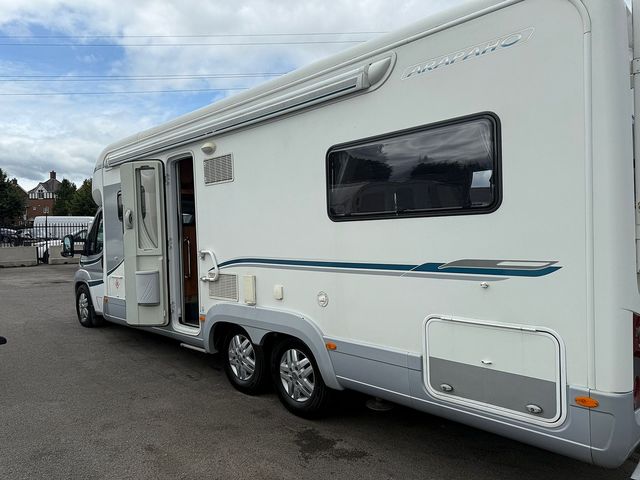 Autotrail Arapaho 3.0 Motorhome (2011) - Picture 4
