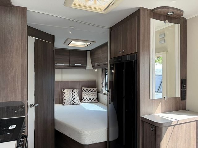Elddis Encore 255 Motorhome (2019) - Picture 15