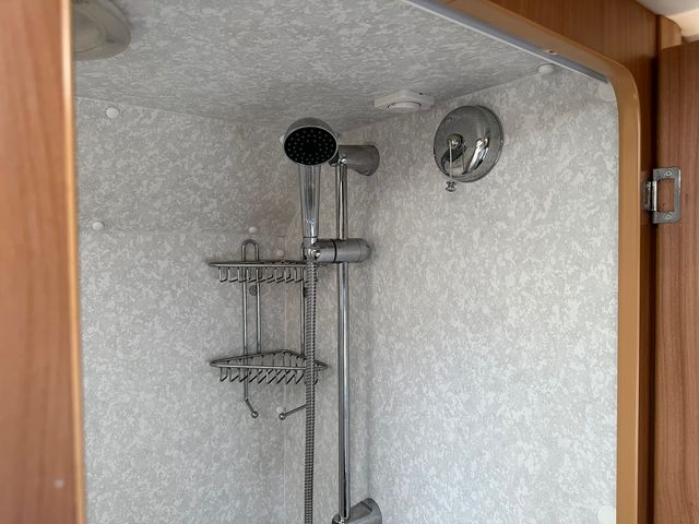 Autocruise Tempo Campervan (2008) - Picture 15
