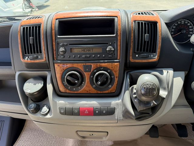 Autocruise Tempo Campervan (2008) - Picture 5