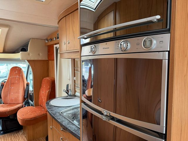 Burstner Solano T725 Motorhome (2007) - Picture 6