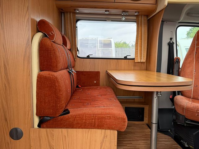 Burstner Solano T725 Motorhome (2007) - Picture 8
