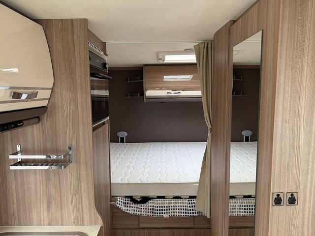 Rapido 803F 2.3 Motorhome (2015) - Picture 14