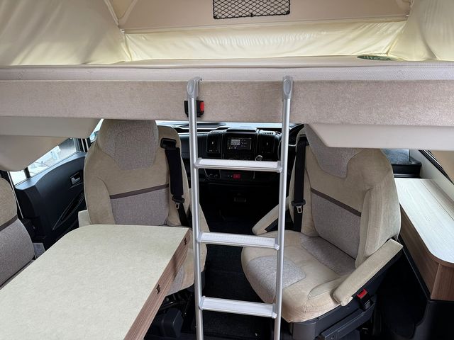 Rapido 803F 2.3 Motorhome (2015) - Picture 7