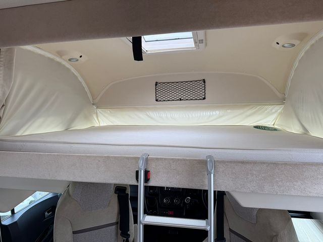 Rapido 803F 2.3 Motorhome (2015) - Picture 8