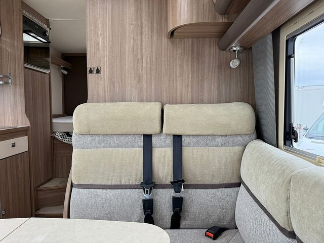 Rapido 803F 2.3 Motorhome (2015) - Picture 9