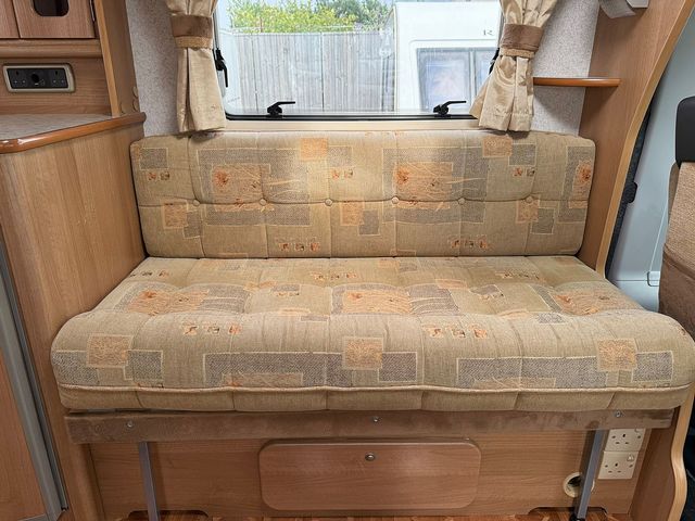 Autocruise CH Starfire 2.2 Motorhome (2008) - Picture 12