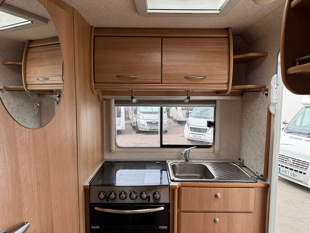 Autocruise CH Starfire 2.2 Motorhome (2008) - Picture 13