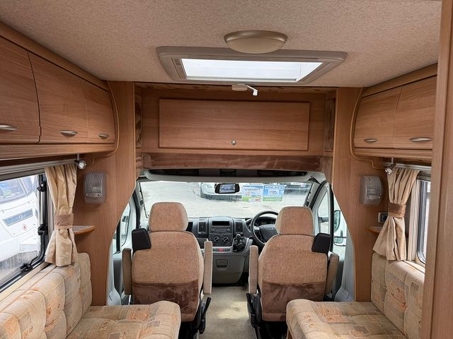 Autocruise CH Starfire 2.2 Motorhome (2008) - Picture 9