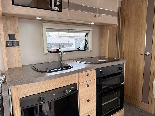 Elddis Autoquest 2.0 155 Motorhome (2019) - Picture 14