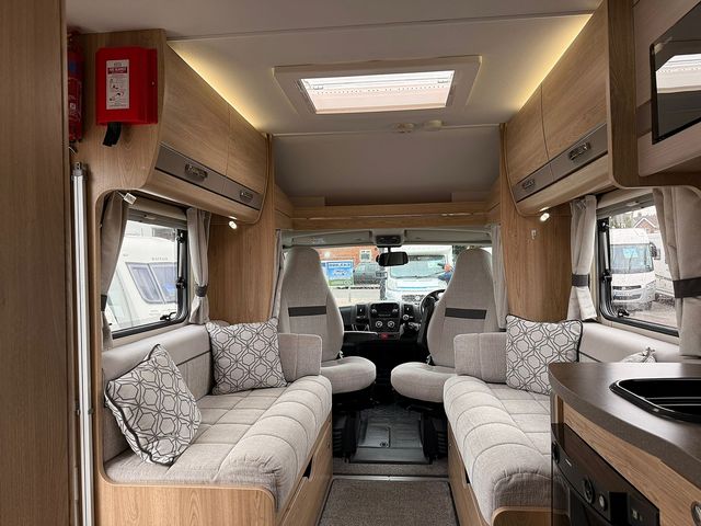 Elddis Autoquest 2.0 155 Motorhome (2019) - Picture 5