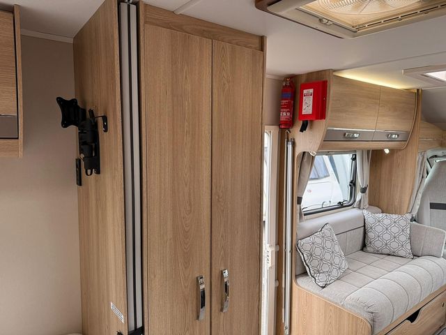Elddis Autoquest 2.0 155 Motorhome (2019) - Picture 7