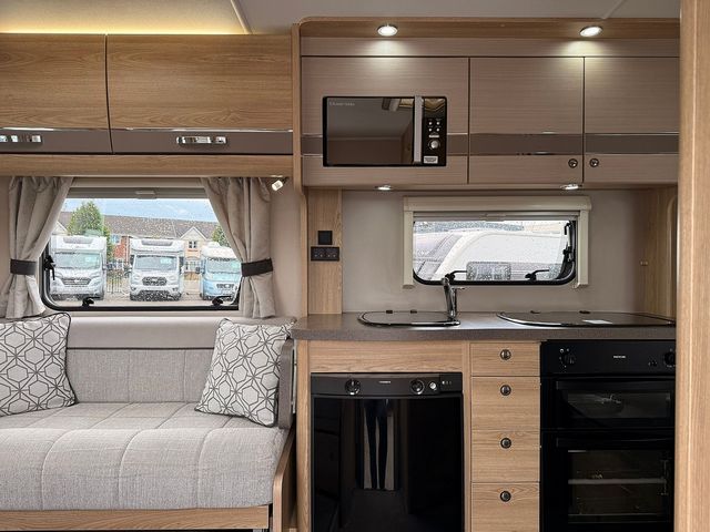 Elddis Autoquest 2.0 155 Motorhome (2019) - Picture 8