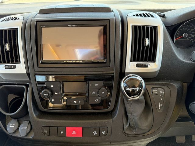 Dethleffs Globebus I 006 Motorhome (2019) - Picture 5