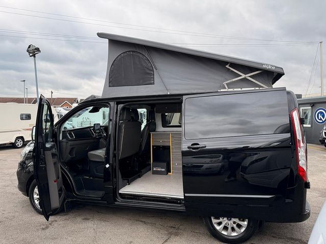 Ford Transit Custom 340 LTD Campervan Campervan (2021) - Picture 4