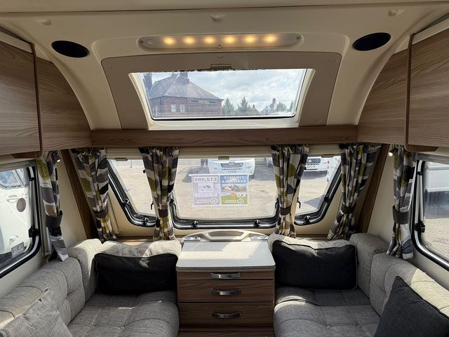 Swift Sprite Major 4EB Touring Caravan (2017) - Picture 6