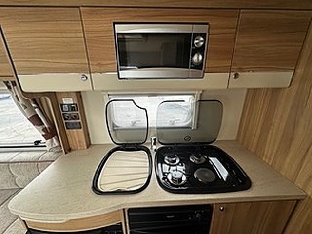 Elddis Prestige 105 Motorhome (2014) - Picture 15