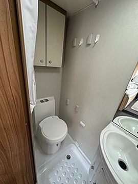 Elddis Prestige 105 Motorhome (2014) - Picture 17
