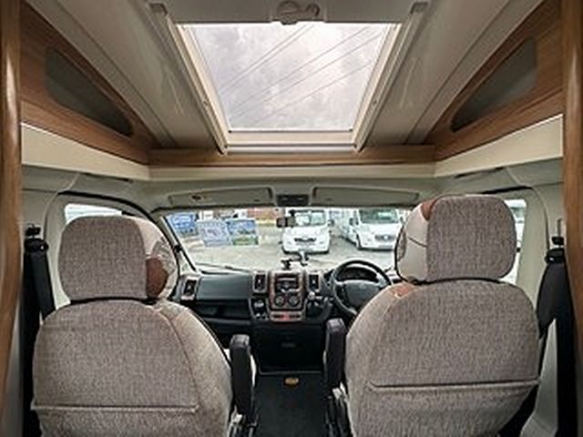 Elddis Prestige 105 Motorhome (2014) - Picture 6