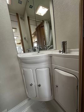 Elddis Prestige 105 Motorhome (2014) - Picture 17