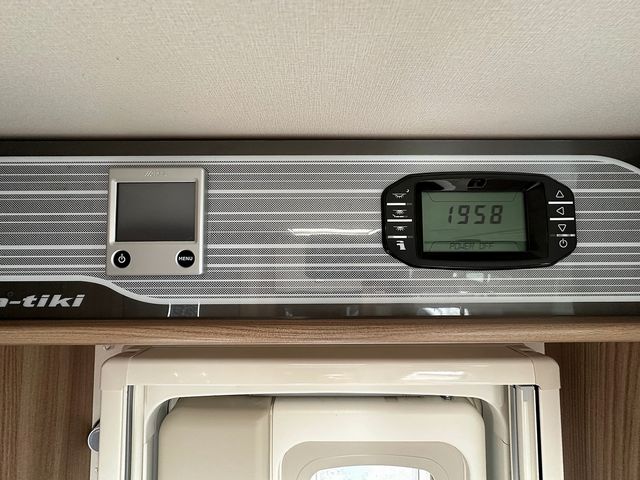 Swift Kon Tiki 2.3 625 High Line Black Edition Motorhome (2018) - Picture 21