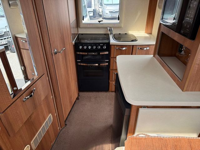 Mercedes-Benz Auto sleepers Bourton 2.1 Motorhome (2014) - Picture 15