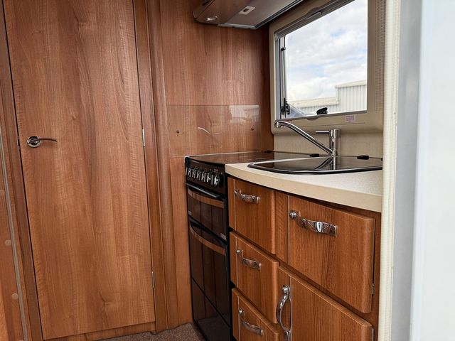 Mercedes-Benz Auto sleepers Bourton 2.1 Motorhome (2014) - Picture 17