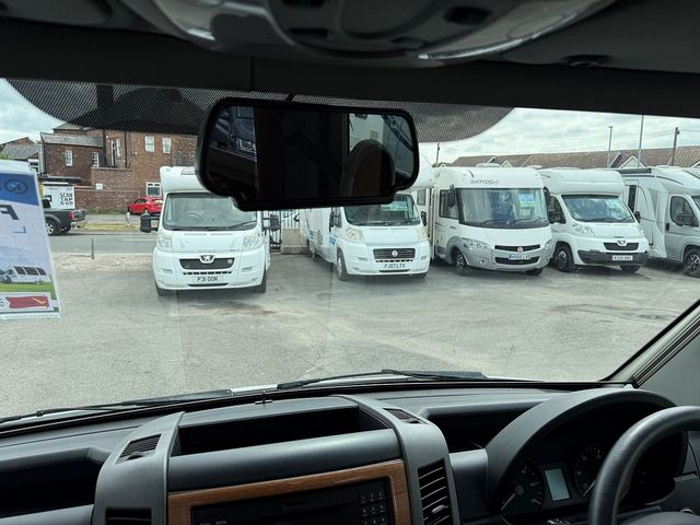 Mercedes-Benz Auto sleepers Bourton 2.1 Motorhome (2014) - Picture 6