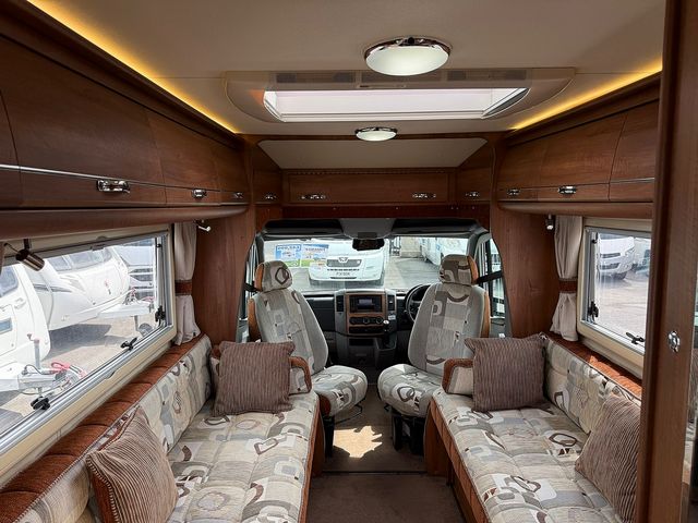 Mercedes-Benz Auto sleepers Bourton 2.1 Motorhome (2014) - Picture 9
