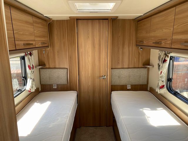 Bailey Pegasus Rimini Touring Caravan (2016) - Picture 7