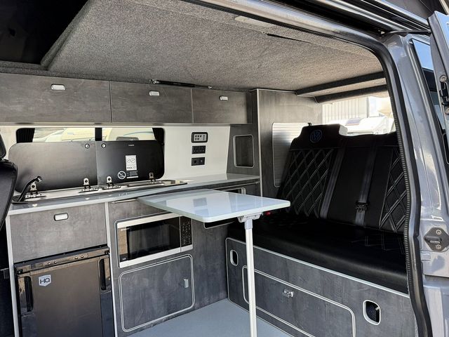 Volkswagen Transporter T28 StartLine TDI Campervan (2023) - Picture 11