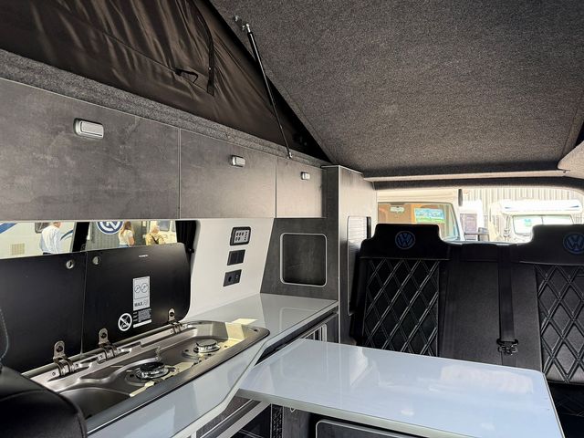 Volkswagen Transporter T28 StartLine TDI Campervan (2023) - Picture 13