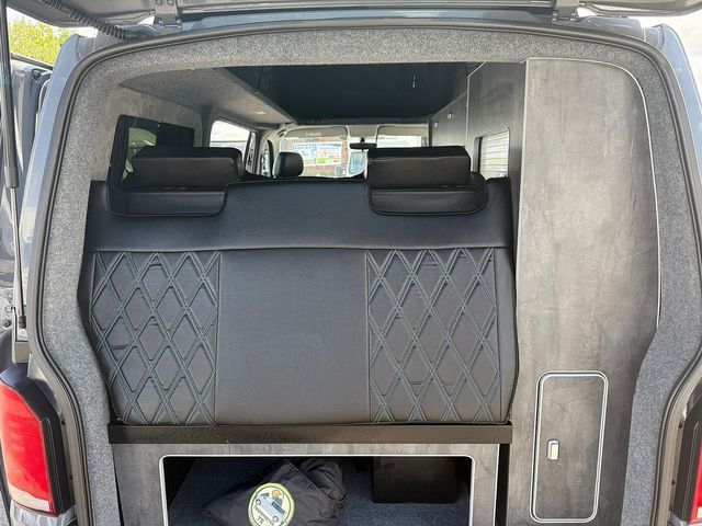 Volkswagen Transporter T28 StartLine TDI Campervan (2023) - Picture 17