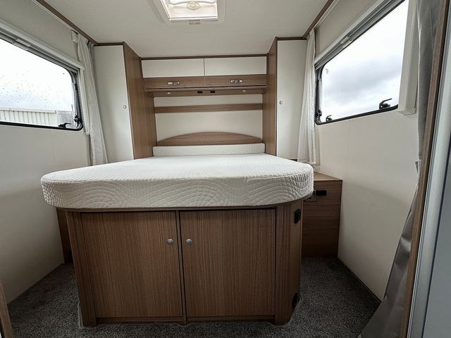 Carado I-Series 2.3 I449 Emotion Motorhome (2019) - Picture 15