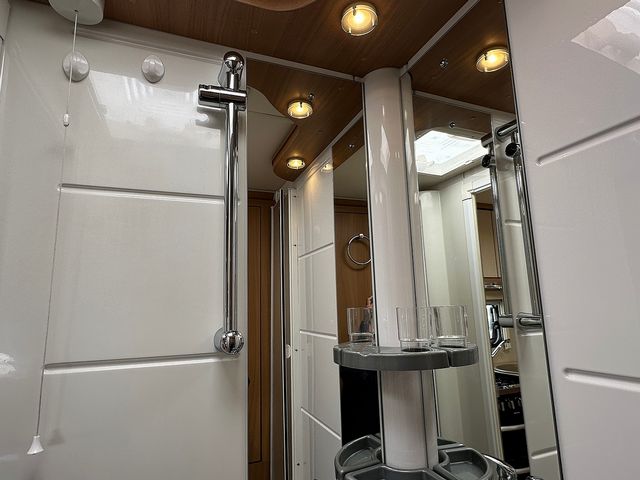 Swift Sundance Motorhome (2010) - Picture 16