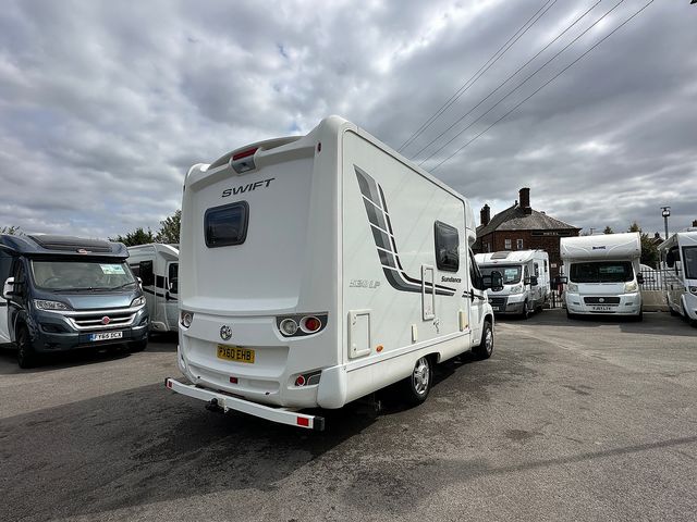 Swift Sundance Motorhome (2010) - Picture 3