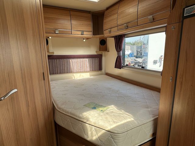 Bailey Approach 2.2 745 SE Motorhome (2012) - Picture 14