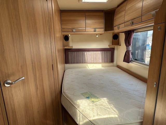 Bailey Approach 2.2 745 SE Motorhome (2012) - Picture 15