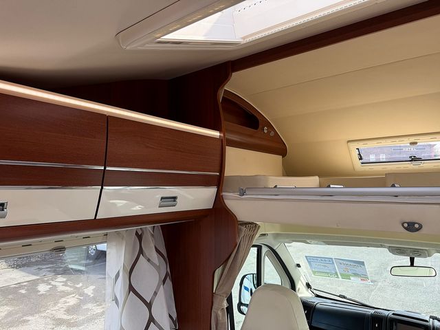 Rimor Superbrig 2.2 Suite Touring Caravan (2019) - Picture 10