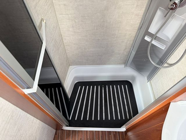 Rimor Superbrig 2.2 Suite Touring Caravan (2019) - Picture 20