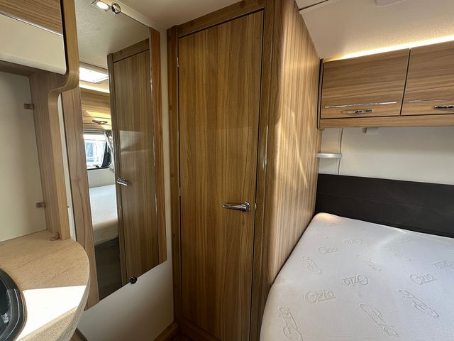 Elddis Autoquest 155 2.2 Motorhome (2016) - Picture 14