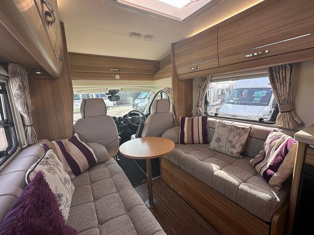 Elddis Autoquest 155 2.2 Motorhome (2016) - Picture 8