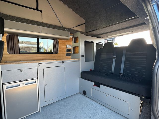 Ford Custom Transit Campervan 2.0 Motorhome (2018) - Picture 13