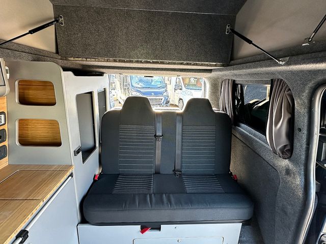 Ford Custom Transit Campervan 2.0 Motorhome (2018) - Picture 16