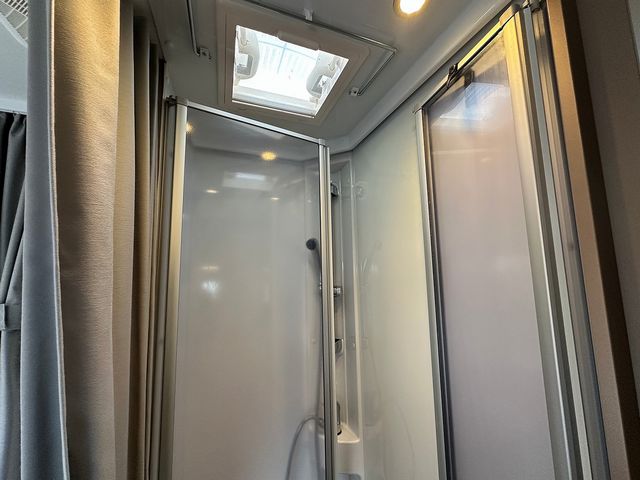 ETRUSCO A-Class 2.3 I 7400 QB Motorhome (2020) - Picture 24