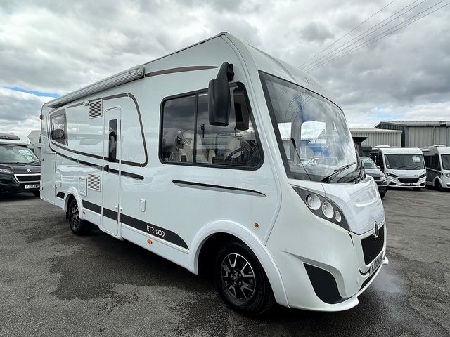 ETRUSCO A-Class 2.3 I 7400 QB Motorhome (2020) - Picture 2