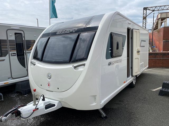 Swift Sprite 18/19 Touring Caravan (2019) - Picture 1